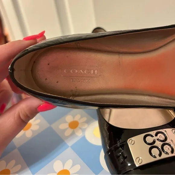 Women’s Shoes Designer Brand Coach London Black Patent Leather Flats Size 6.5 - Picture 3 of 10